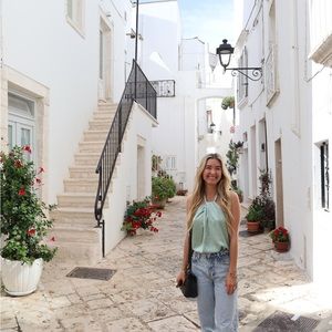 Meet your Posher, Sarah